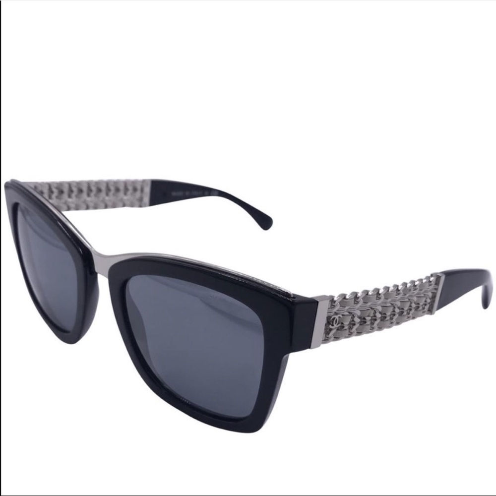 Authentic Chanel sunglasses 5362-Q